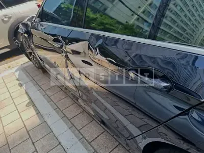 Photo 1 of 9: 2023 BMW 530i, VIN WBA71BH01PCL40159 — Korean insurance auction