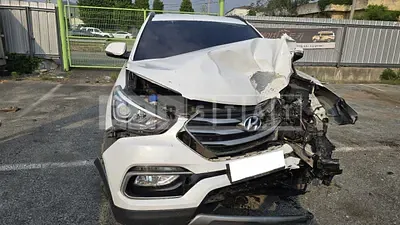 Photo 1 of 19: 2016 Hyundai Santa Fe, VIN KMHSW81UDHU701711 — Korean insurance auction