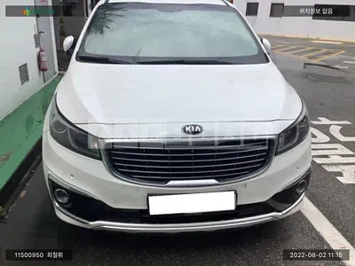 Photo 1 of 13: 2017 Kia Carnival Mujin, VIN KNAMB81ABHS337706 — Korean insurance auction