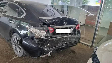 Photo 2 of 29: 2017 Nissan Altima 2.5, VIN 1N4AL3AP0HC285534 — Korean insurance auction
