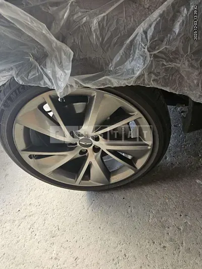 Photo 1 of 2: 2024 Genesis (parts) GV70 Wheels — Korean insurance auction
