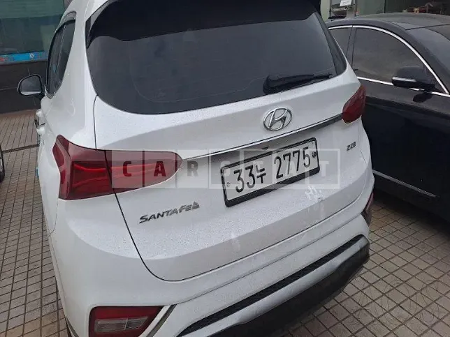 Photo 2 of 23: 2019 Hyundai Santa Fe, VIN KMHS581CBKU081567 — Korean insurance auction
