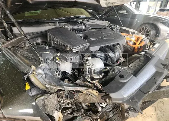 Photo 2 of 50: 2020 Kia K5, VIN KNAG241JBLA003443 — Korean insurance auction