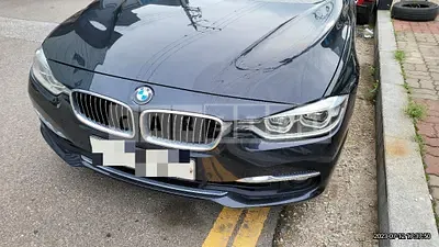 Photo 1 of 38: 2018 BMW 320i, VIN WBA8A9104JAD29718 — Korean insurance auction