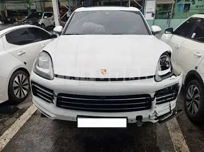 Photo 1 of 14: 2020 Porsche Cayenne — Korean insurance auction