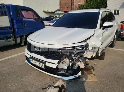 Photo 1 of 11: 2022 Kia Sorento — Korean insurance auction