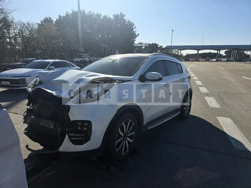 Photo 2 of 7: 2016 Kia Sportage, VIN KNAP6815GHK185489 — Korean insurance auction