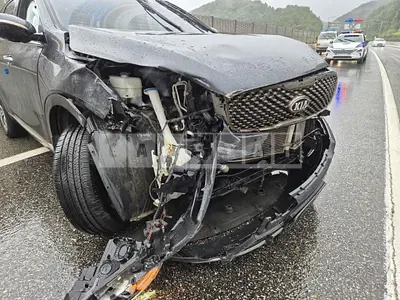 Photo 1 of 12: 2016 Kia Sorento, VIN KNAPH81ADGA270602 — Korean insurance auction