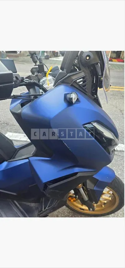 2025 (two-wheel) ADV350A