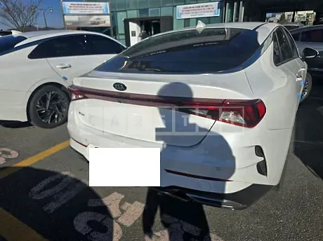 Photo 2 of 12: 2020 Kia K5 — Korean insurance auction