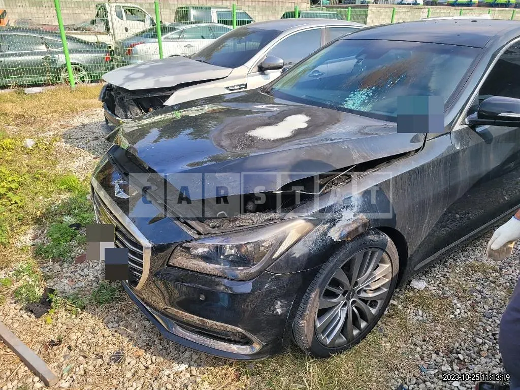 Photo 2 of 17: 2016 Genesis G80 3.3 — Korean insurance auction