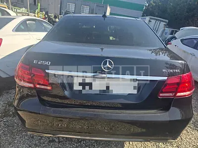 Photo 1 of 14: 2015 Mercedes-Benz E250 BlueTec 4Matic, VIN WDDHF9HB6GB288333 — Korean insurance auction