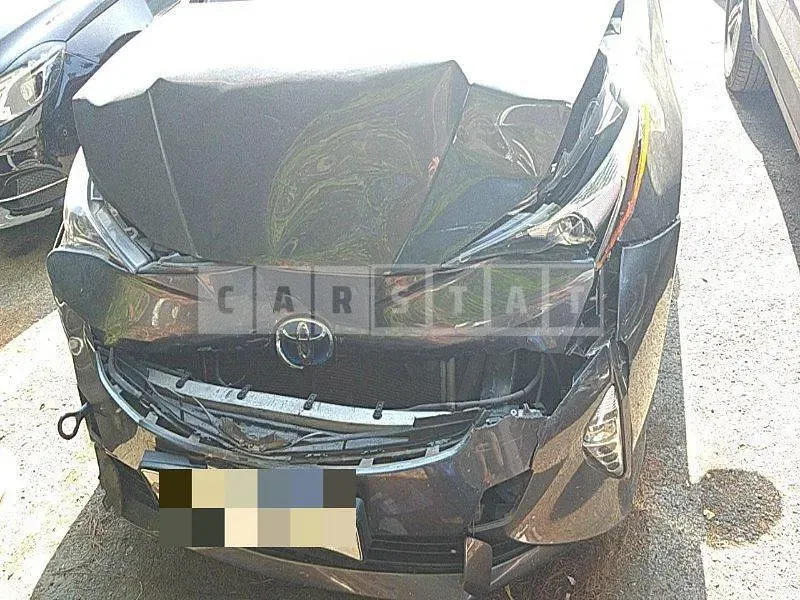 Photo 2 of 11: 2017 Toyota Prius, VIN JTDKBRFU4H3546196 — Korean insurance auction