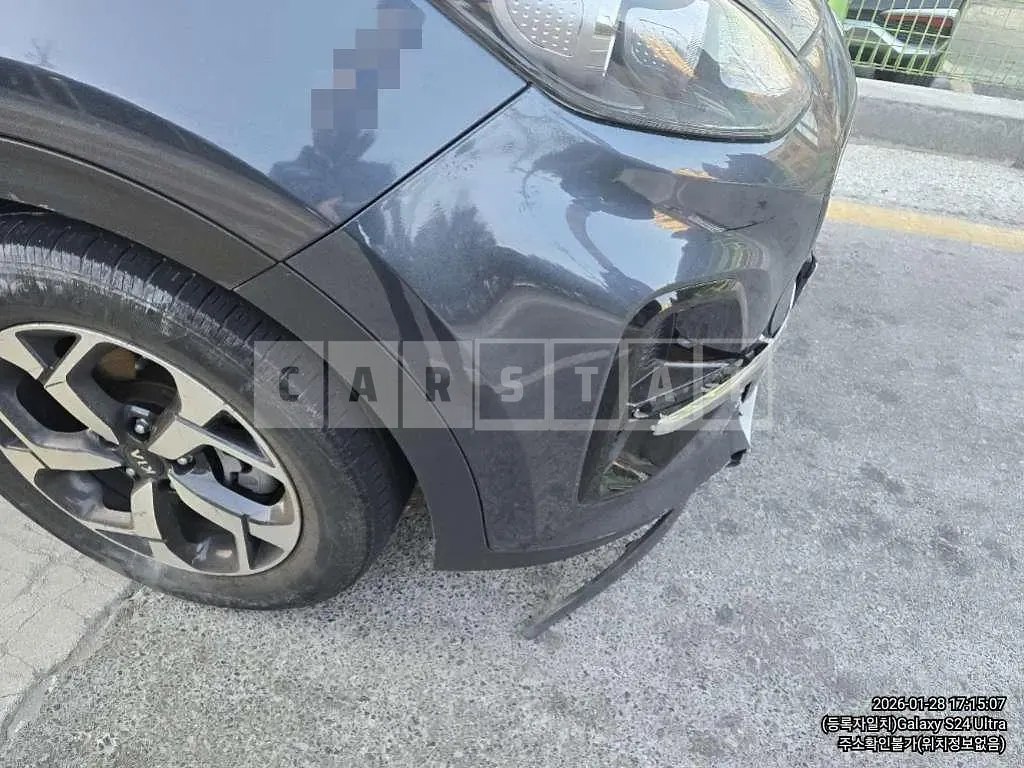 Photo 2 of 12: 2018 Kia Sportage — Korean insurance auction