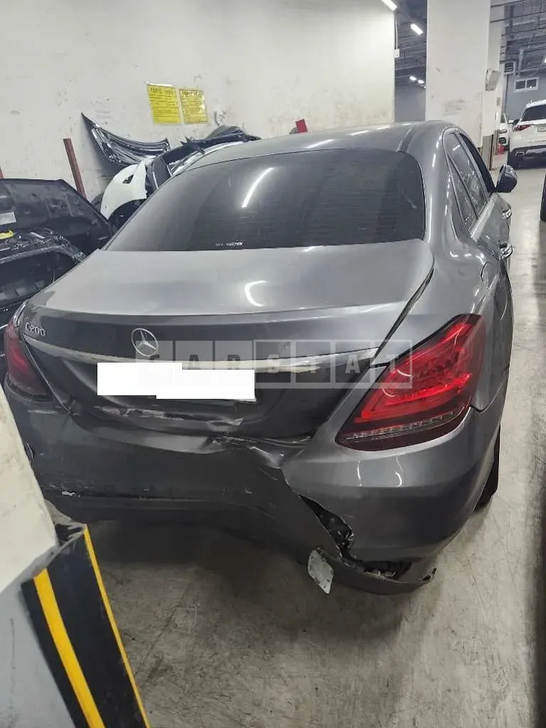 Photo 3 of 3: 2020 Mercedes-Benz C 200 — Korean insurance auction