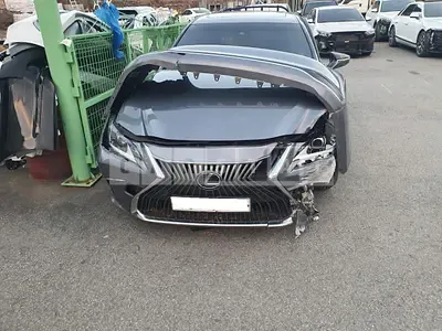 Photo 1 of 14: 2018 Lexus ES300h, VIN JTHB21B12K2005382 — Korean insurance auction