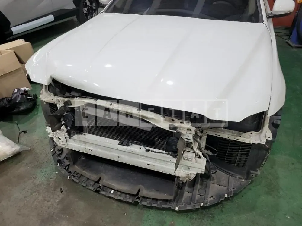 Photo 2 of 45: 2018 Jaguar XF 20d, VIN SAJBB4BN9JCY63206 — Korean insurance auction