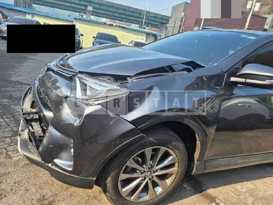 Photo 2 of 9: 2016 Toyota Lave 4 2WD, VIN JTMYFREV5HD096805 — Korean insurance auction