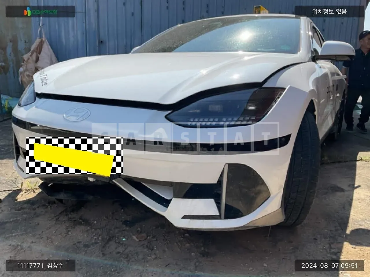 Photo 2 of 16: 2023 Hyundai Ionic 6, VIN KMHM541CPPA026563 — Korean insurance auction
