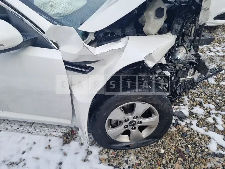 Photo 2 of 13: 2015 Kia K5, VIN KNAGN418BFA596334 — Korean insurance auction