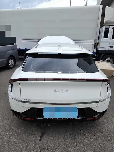 Photo 1 of 12: 2021 Kia EV6 Long Range — Korean insurance auction