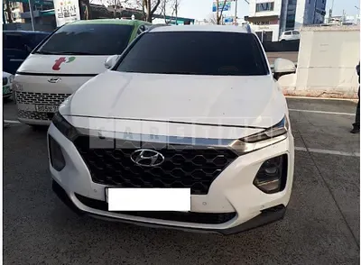Photo 1 of 19: 2019 Hyundai Santa Fe, VIN KMHS381BBKU076488 — Korean insurance auction