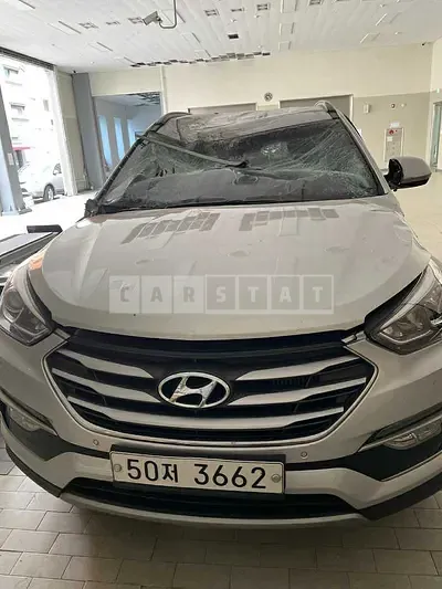 Photo 1 of 17: 2018 Hyundai Santa Fe, VIN KMHSW81UBJU843622 — Korean insurance auction