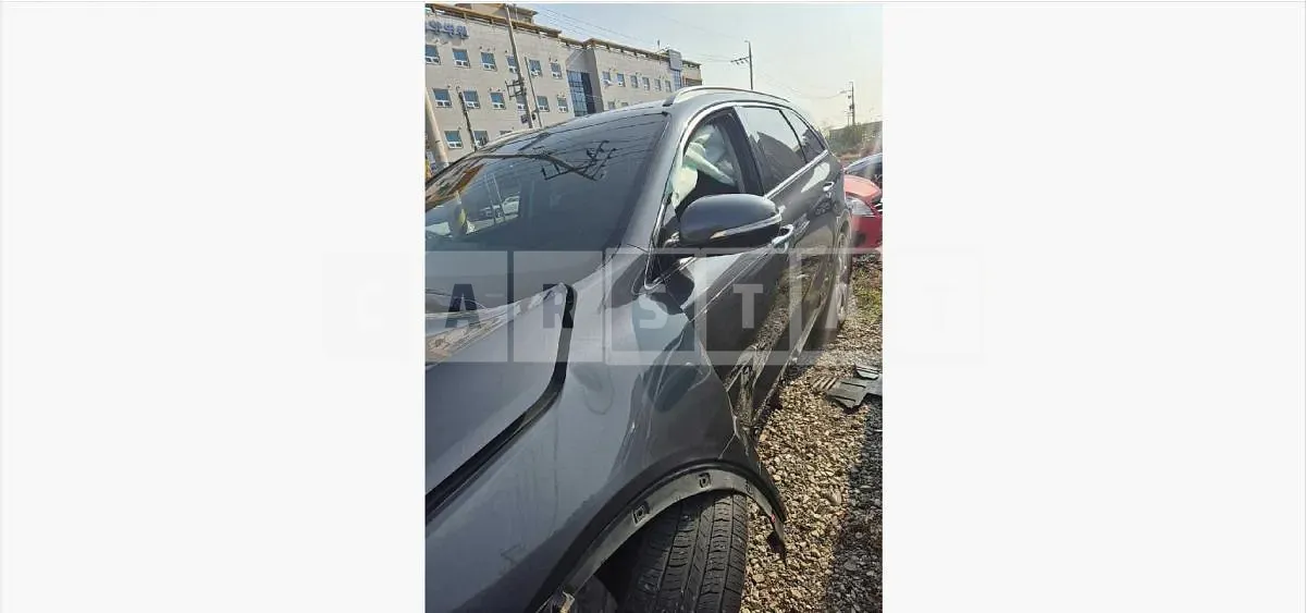 Photo 2 of 16: 2015 Kia Sorento — Korean insurance auction