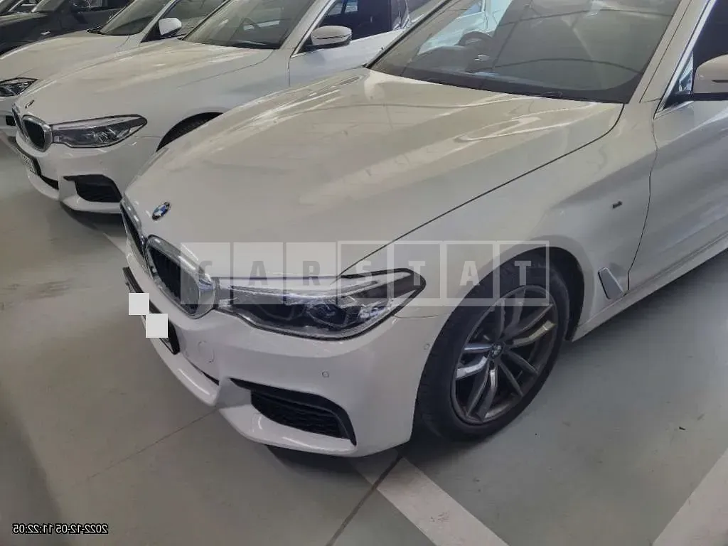 Photo 2 of 9: 2018 BMW 520d, VIN WBAJC3100JWB78548 — Korean insurance auction