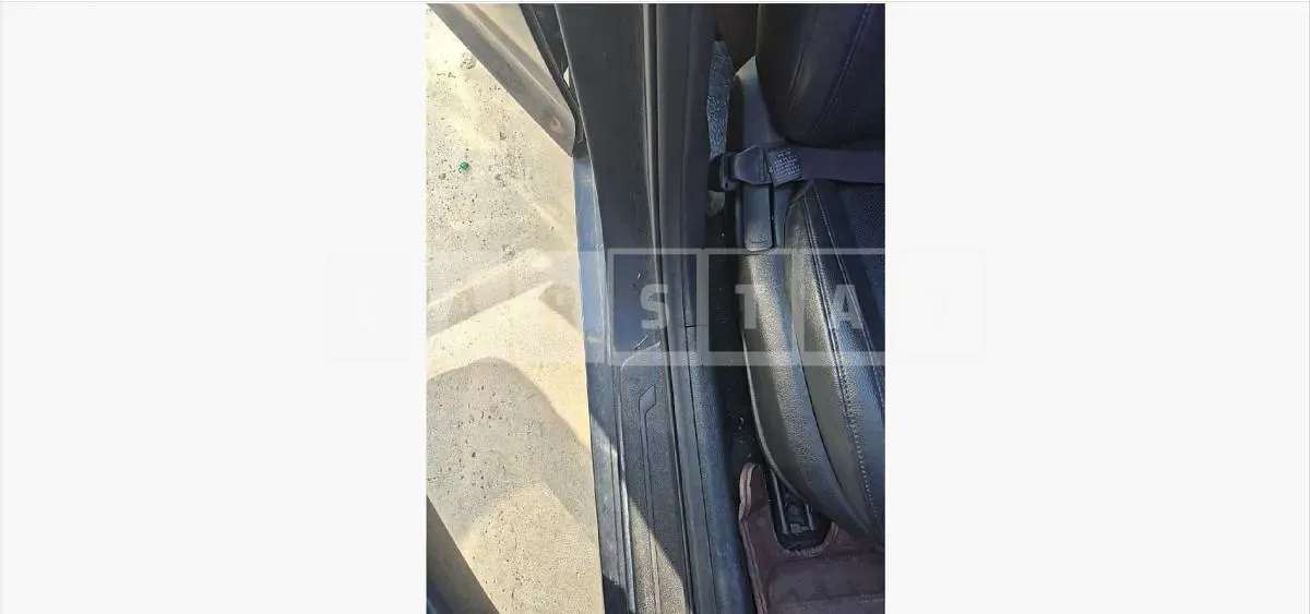 Photo 2 of 34: 2016 Kia K5 — Korean insurance auction