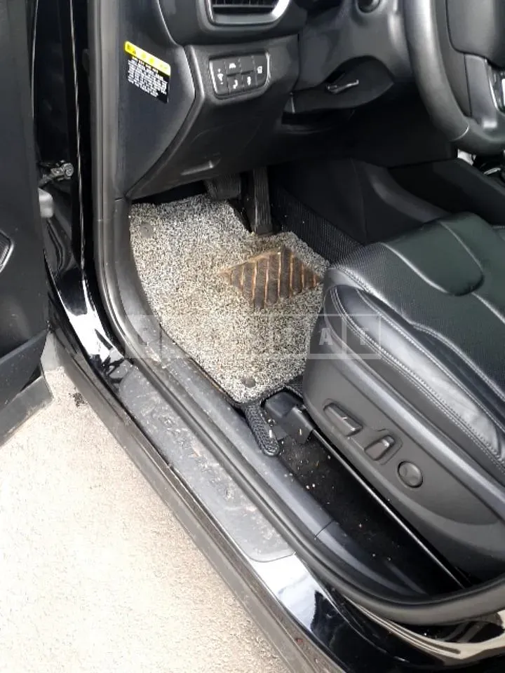 Photo 2 of 29: 2019 Hyundai Santa Fe, VIN KMHS381ABKU166705 — Korean insurance auction