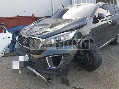 Photo 1 of 10: 2015 Kia Sorento 2.0, VIN KNAPS81ABFA093960 — Korean insurance auction