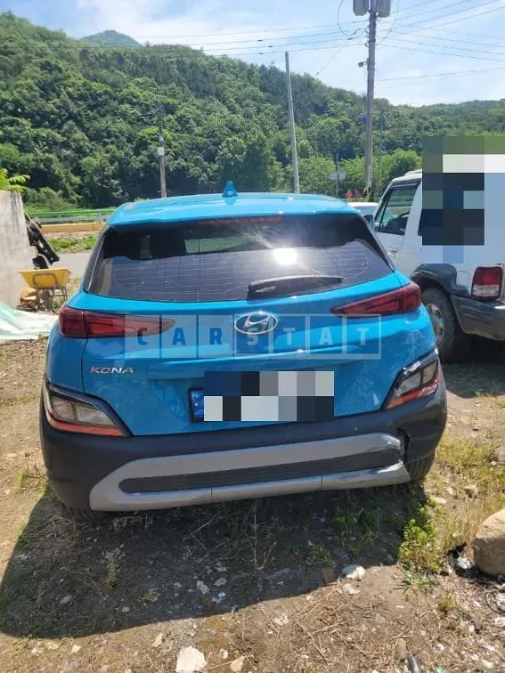 Photo 2 of 11: 2021 Hyundai Kona 1.6 — Korean insurance auction