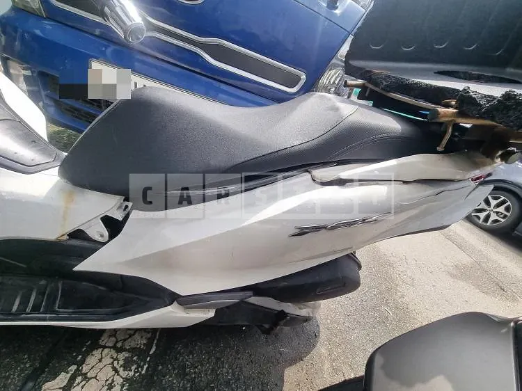 Photo 2 of 5: 2022 Honda (Two-Wheel) PCX125 — Korean insurance auction