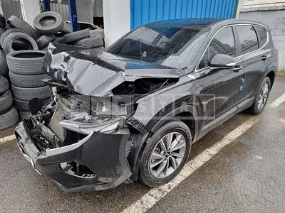 Photo 1 of 15: 2019 Hyundai Santa Fe, VIN KMHS281BBKU054255 — Korean insurance auction