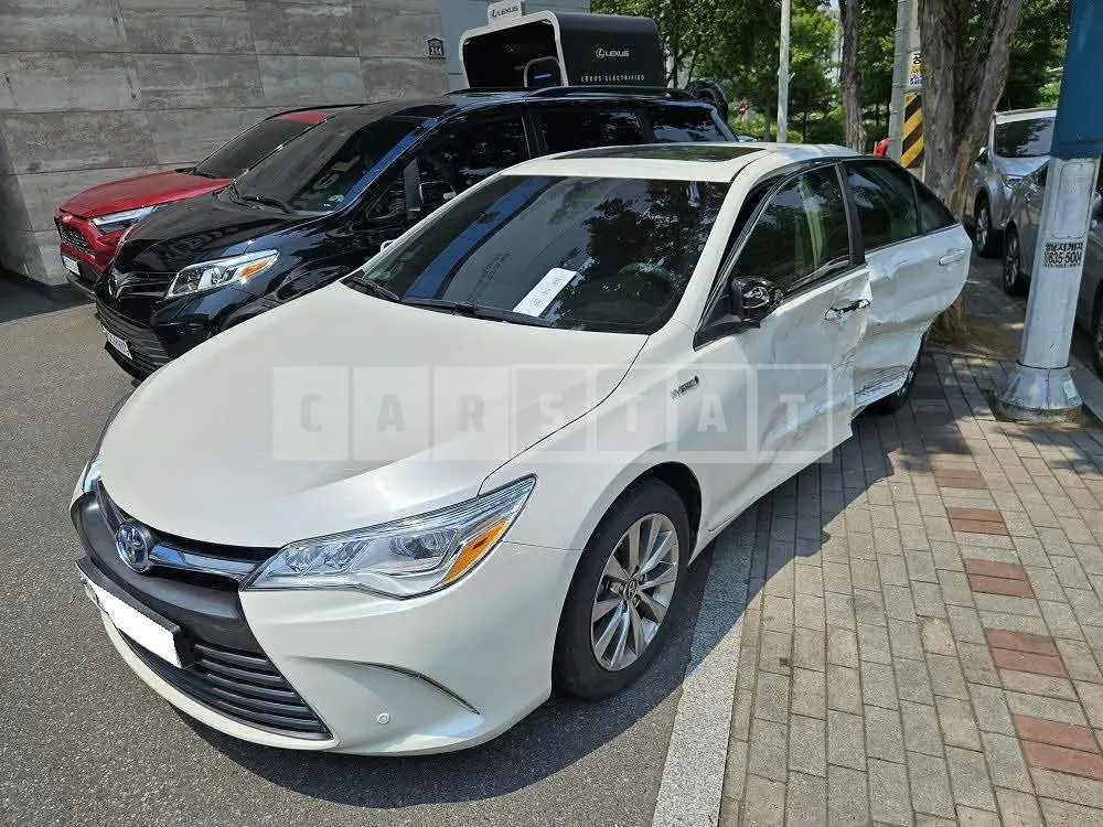 Photo 2 of 14: 2017 Toyota Camry Hybrid, VIN 4T1BD1FK1HU227080 — Korean insurance auction