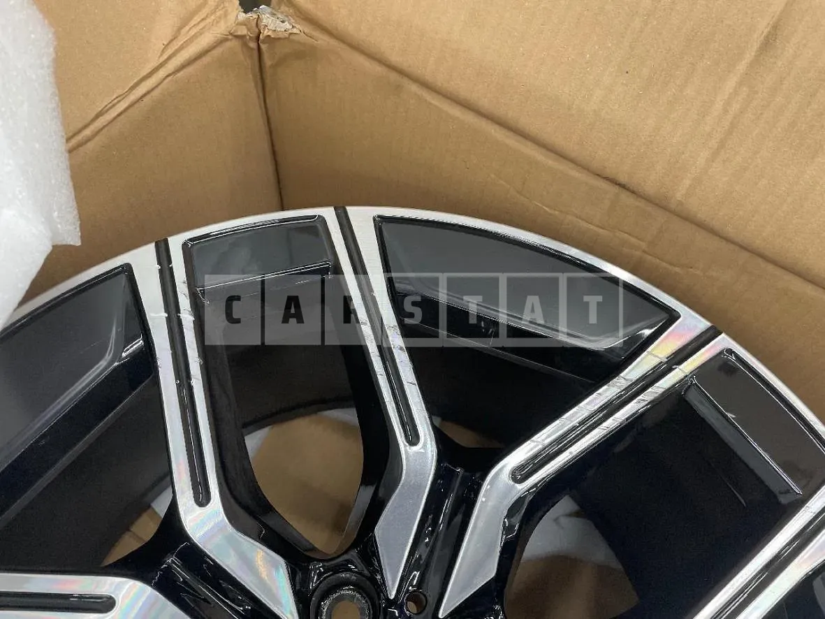 Photo 2 of 2: 2023 BMW (parts) 740i Wheels — Korean insurance auction
