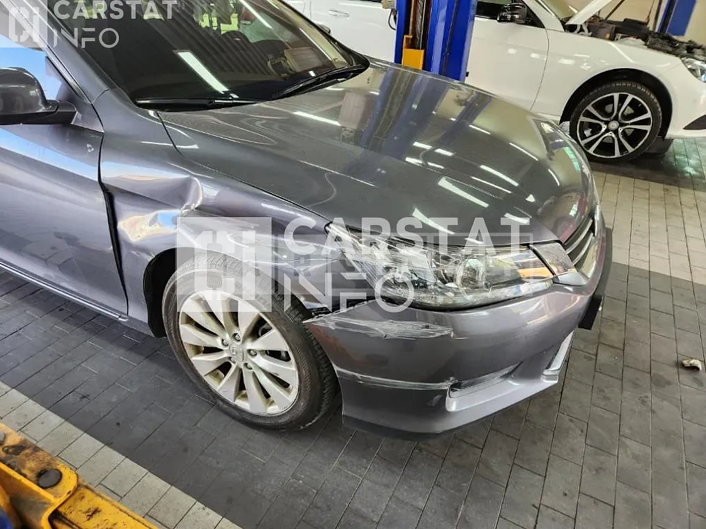 Photo 2 of 9: 2015 Honda Accord 2.4, VIN 1HGCR2680FA511237 — Korean insurance auction
