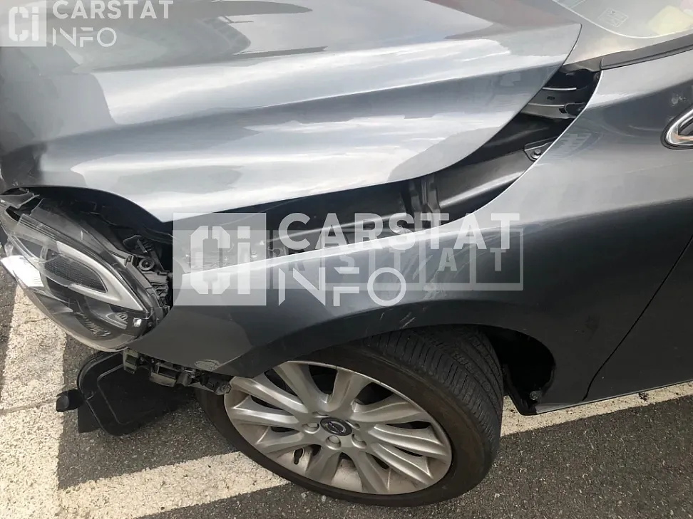 Photo 2 of 14: 2016 Volvo V40 D4, VIN YV1MV79K0G2310781 — Korean insurance auction