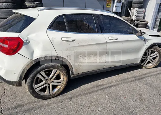 Photo 2 of 16: 2016 Mercedes-Benz CLA200d 4Matic, VIN WDCTG0CB1GJ252473 — Korean insurance auction