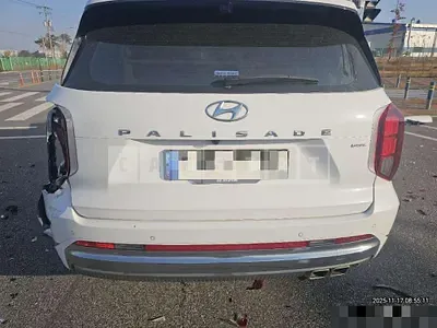 Photo 1 of 18: 2023 Hyundai Palisade 4WD — Korean insurance auction