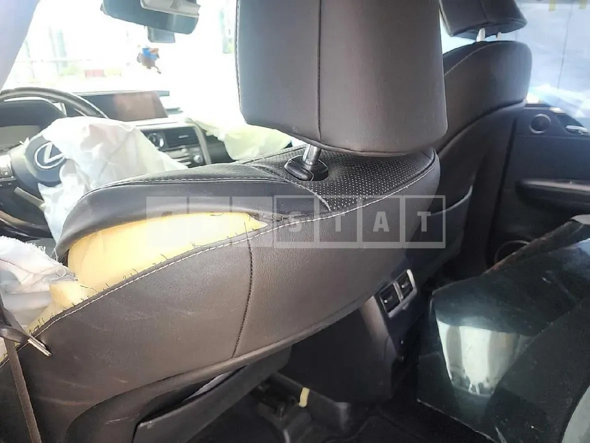 Photo 2 of 8: 2018 Lexus RX450h — Korean insurance auction