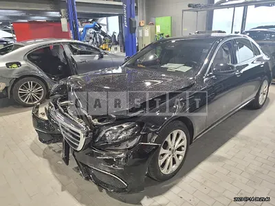 Photo 1 of 50: 2019 Mercedes-Benz E220 d 4Matic, VIN WDDZF0FB6KA676311 — Korean insurance auction