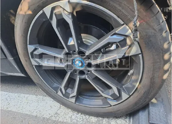 Photo 2 of 16: 2024 BMW iX1 xDrive30 — Korean insurance auction