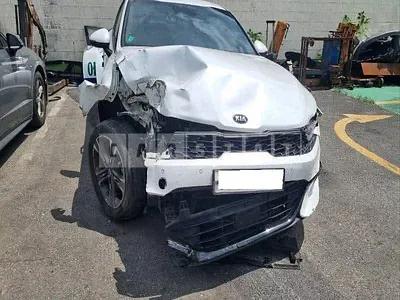 Photo 1 of 27: 2020 Kia K5, VIN KNAG641BBLA029064 — Korean insurance auction
