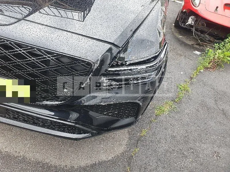 Photo 2 of 47: 2025 Genesis GV80 — Korean insurance auction