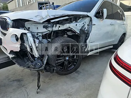 Photo 2 of 12: 2015 BMW X5 xDrive 30d, VIN WBAKS4103F0H67858 — Korean insurance auction