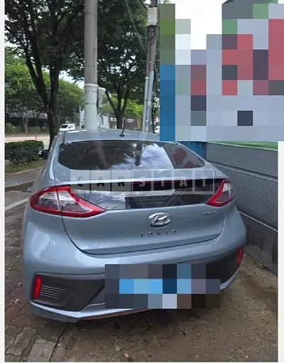Photo 1 of 5: 2016 Hyundai IONIQ — Korean insurance auction