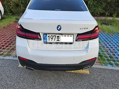 Photo 1 of 28: 2022 BMW 530i, VIN WBA71BH0XNCK06666 — Korean insurance auction