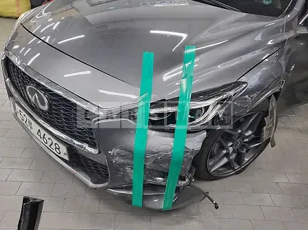 Photo 2 of 21: 2018 Infiniti Q30, VIN SJKCH53E6JA061193 — Korean insurance auction